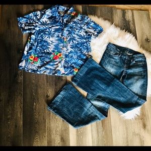Citizen Humanity Ladies Outfit & Hawaiian Shirt